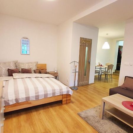 Apartman U Moravy Olomouc Luaran gambar