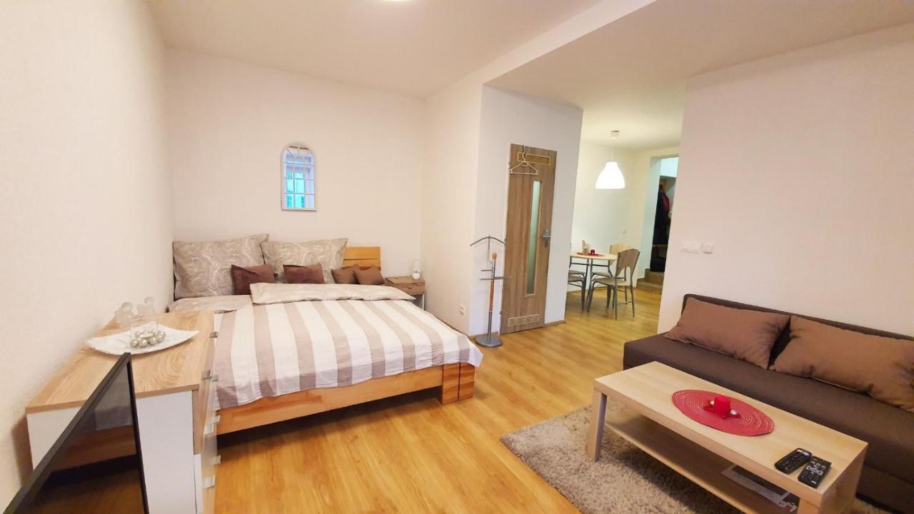 Apartman U Moravy Olomouc Luaran gambar